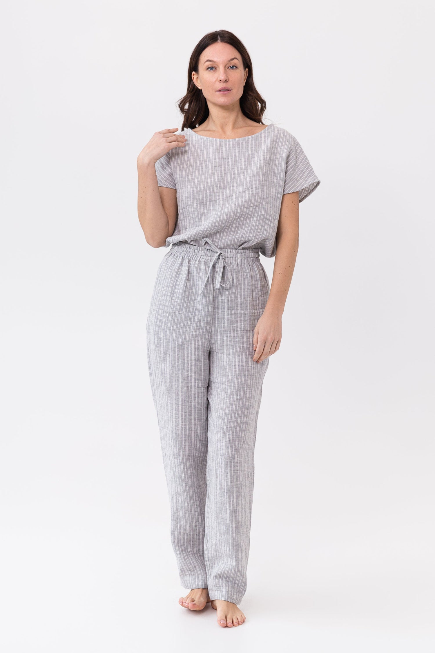 womens-grey-linen-pyjama-set